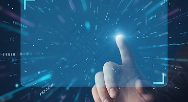 Dijital ortamda yazdıklarımıza dikkat etmek zorundayız