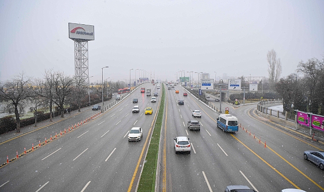 Ankamall AVM önü trafiğe kapatıldı