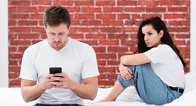 İlişkinizi yapay zekaya sorup, kafanızı karıştırmayın