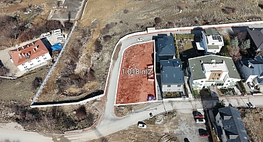 Çankaya Bilkent’te 1.018 m² köşe parsel satılık kupon arsa