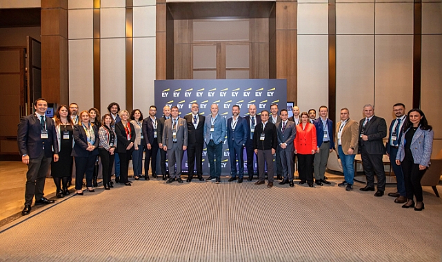 Otomotiv sektörü temsilcileri yuvarlak masa toplantısında bir araya geldi