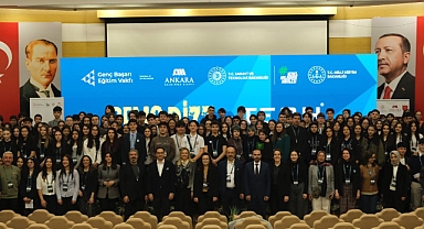 GençBizz x TechAnkara zirvesi liseli girişimcileri ilham veren isimlerle buluşturdu