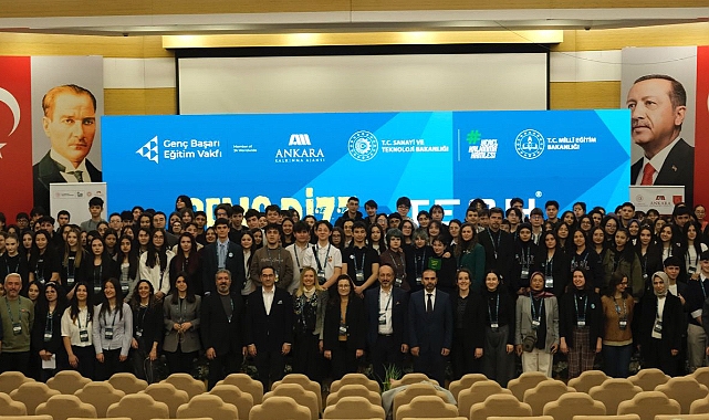 GençBizz x TechAnkara zirvesi liseli girişimcileri ilham veren isimlerle buluşturdu