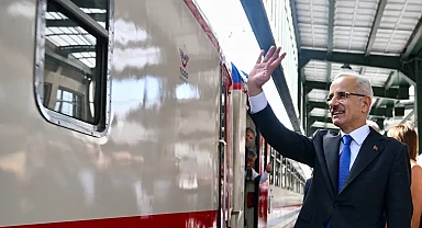 Bakan Uraloğlu açıkladı: Sanat raylarda! Tiyatro Treni, 4 Mayıs'ta Ankara'dan yola çıkacak