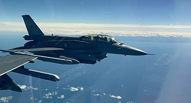 Türk Hava Kuvvetleri’nden eğitim uçuşu