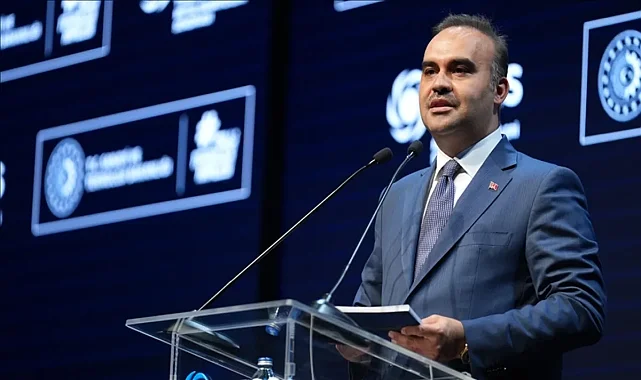 Bakan Kacır, SAHA 2026 kapsamındaki ikili görüşmelerini değerlendirdi