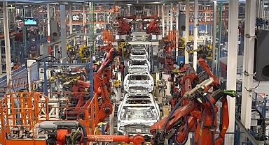 Otomotiv endüstrisi nisanda 3,9 milyar dolarla en fazla ihracat yapan sektör oldu